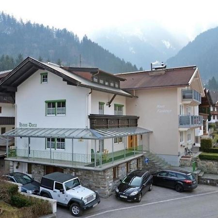 Haus Dora Apartment 2 Penken Mayrhofen Bagian luar foto